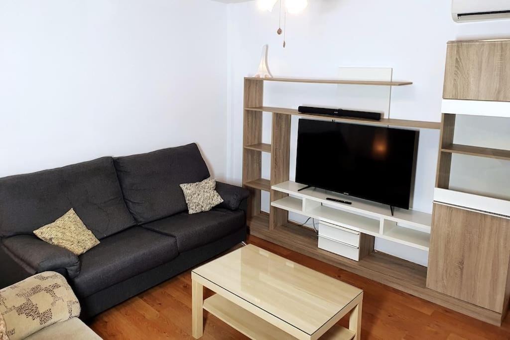 La Línea de la Concepción 4F, Aire Acondic, 80M2, 2 Dormitorios, 4 Huespedes, Wifi Gratis מראה חיצוני תמונה
